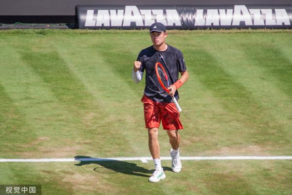 上演了一场 上演了一场