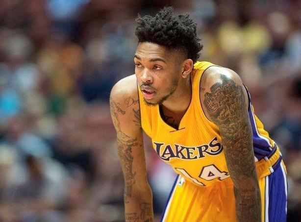 的约束下 的约束下