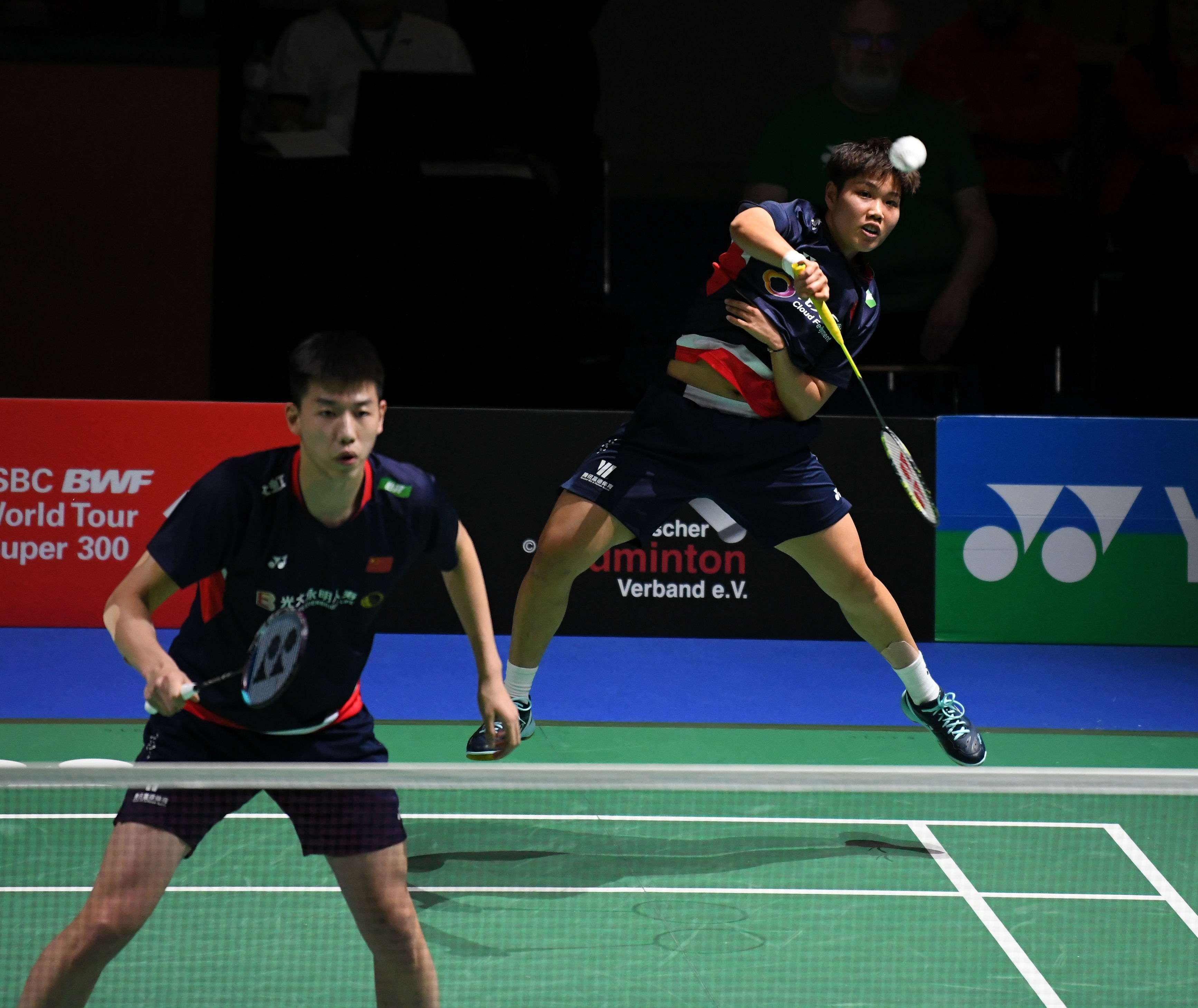 冯彦哲黄东 冯彦哲黄东